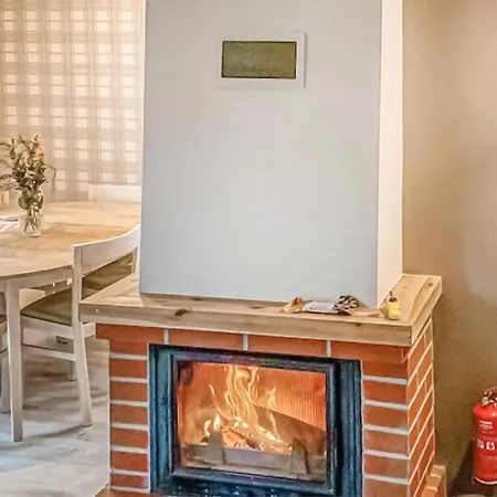 2 Bedroom Cozy In Дом отдыха *