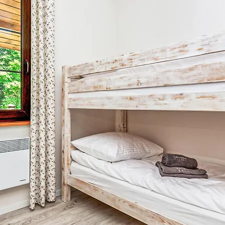 2 Bedroom Cozy In Гетшвалд